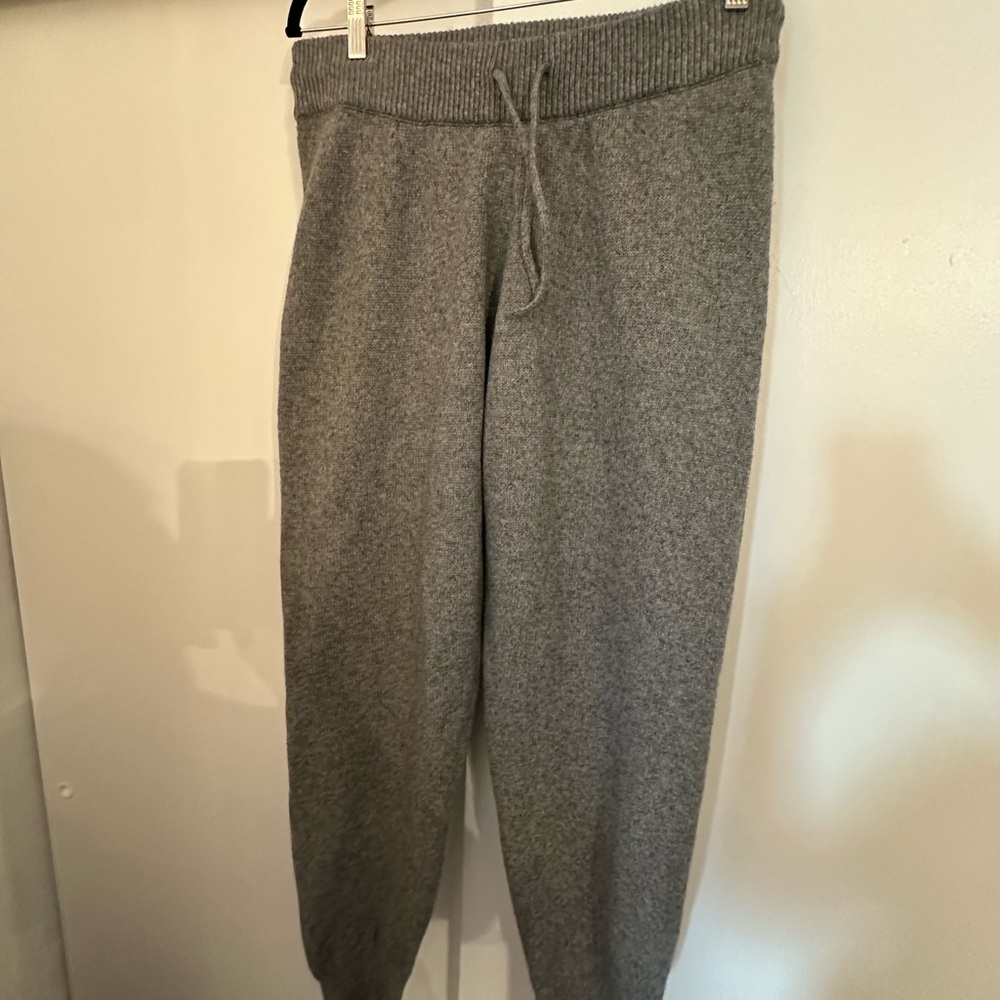 Ladies H&M Sweater Pants Gary L